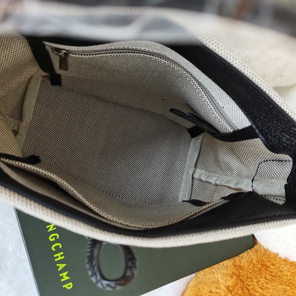 Longchamp Black and Cream Shoulder Bag - Picture 7 of 9